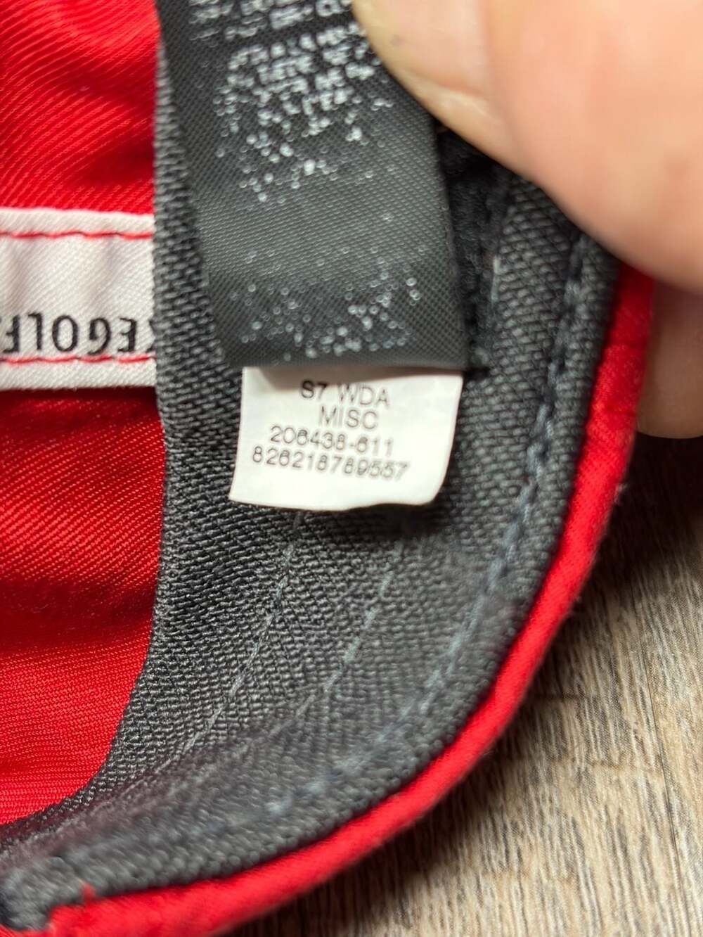 Nike Hat Adult Red Strap Back Cap Golf Athleisure Tennis Pickleball Swooshnique - Picture 8 of 8